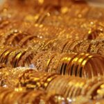 Gold Surges Past $4,900/oz as Goldman Sachs Projects $5,400 by Year-End