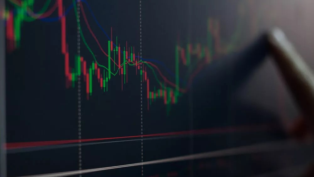 Sri Lanka Stock Market Steady Amid Interest in JKH, Hayleys, and Dockyard