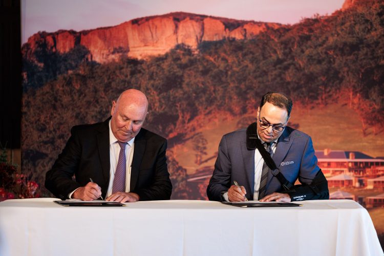 Emirates and Marriott International Introduce World’s First Ritz-Carlton Lodge in Australia’s Wolgan Valley