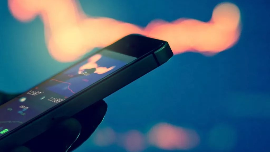 Sri Lanka Stock Market Experiences Decline During Midday Trading Session